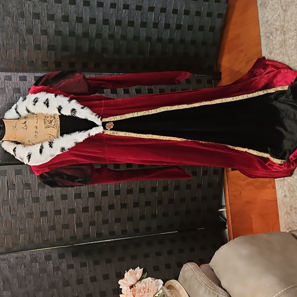 Spirit Red and Black Fairy Tale Queen Women's Costume Size 1X - Picture 5 of 14